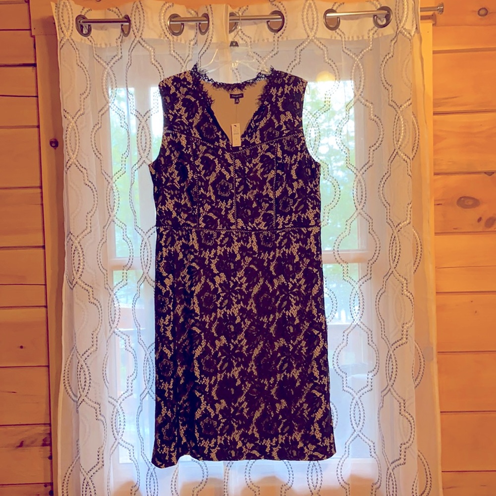 Great dress for wedding guest or formal event.